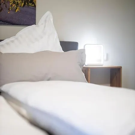 Hanses Hof * بريلون