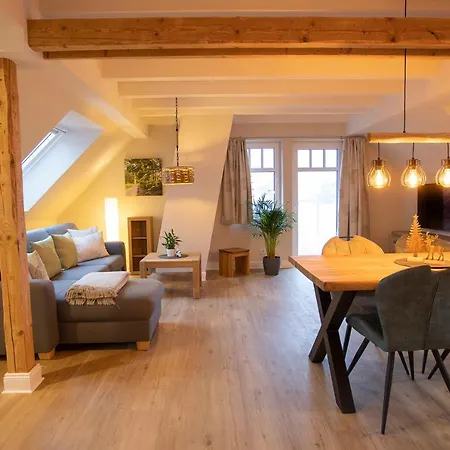 Hanses Hof Apartment *